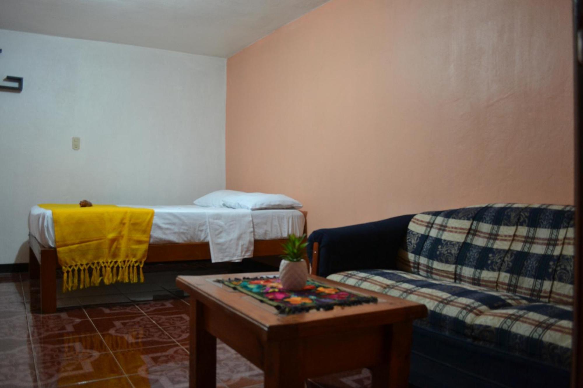 ホテル Casa Rincon San Cristóbal de Las Casas エクステリア 写真
